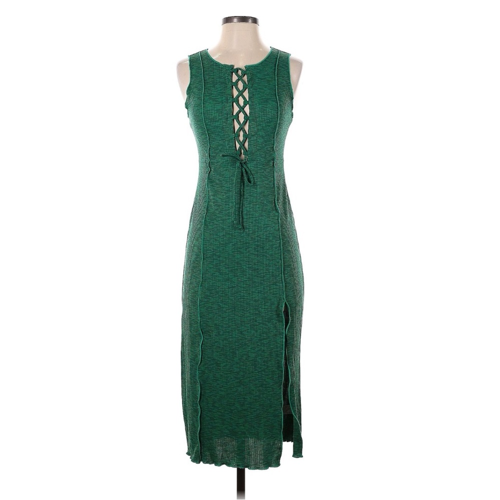 Sleeveless Open Chest Tie Dress - leg slit